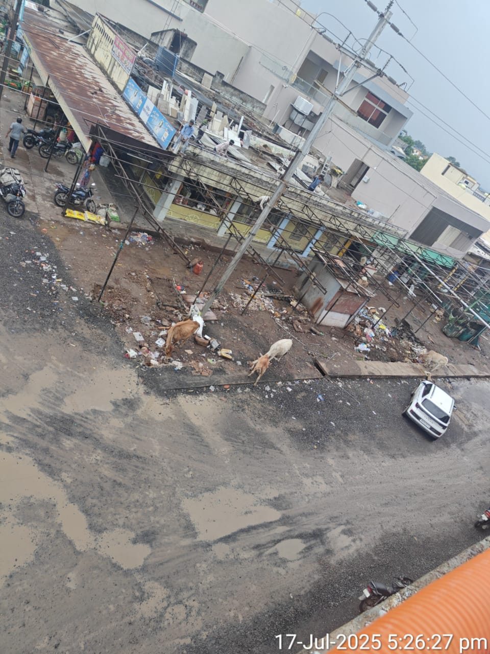 अखेर शहरवासी घेणार मोकळा श्वास: अतिक्रमणे हटवण्यास सुरुवात!